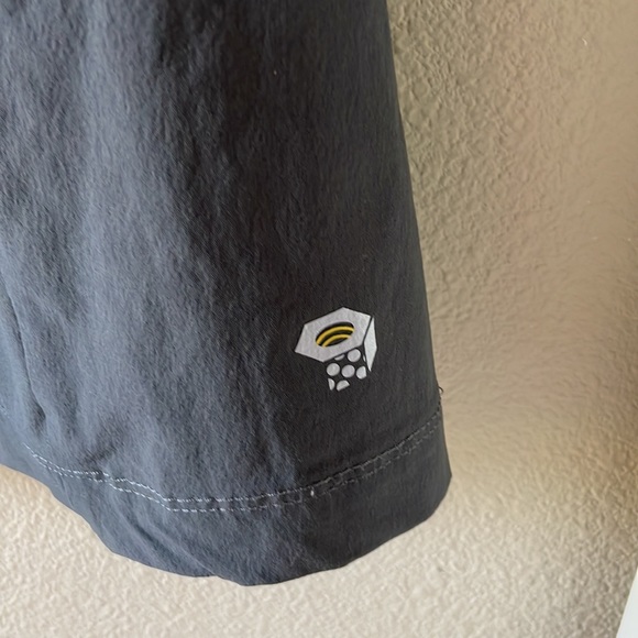 Mountain Hardware capris - Picture 3 of 7